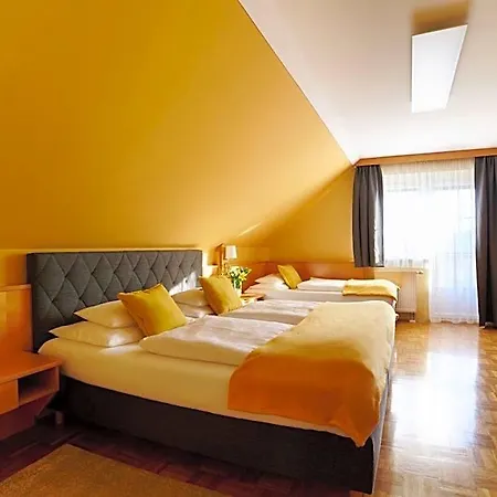 Garni Thermenoase Hotel