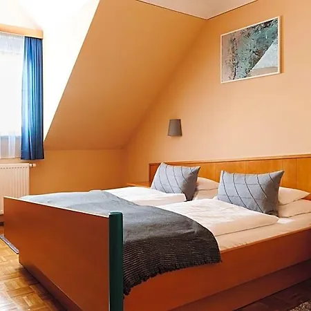 Garni Thermenoase 4*