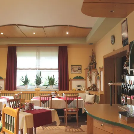 Hotel Garni Thermenoase 4*