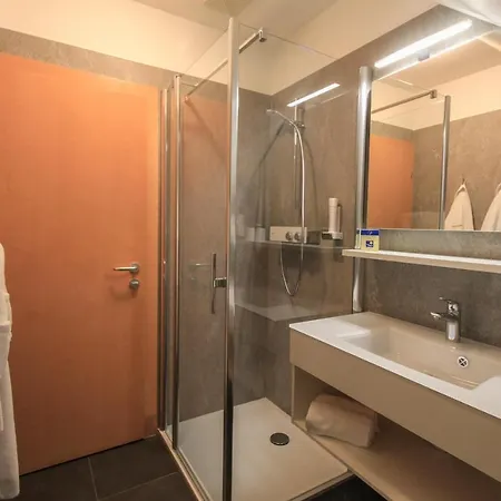 Hotel Garni Thermenoase 4*