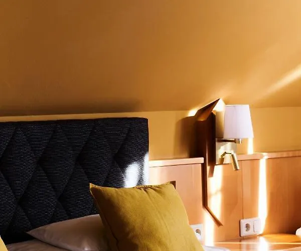 Garni Thermenoase 4*